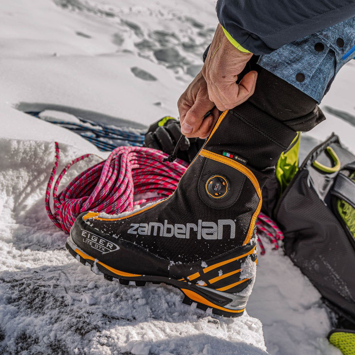 EIGER LITE GTX RR BOA PU - Nero/Arancione