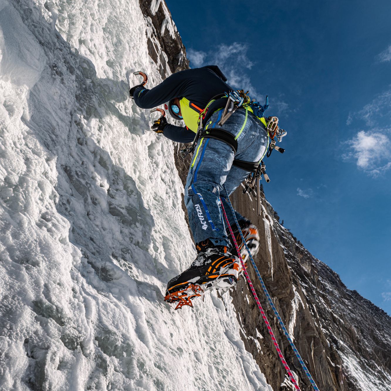 EIGER LITE GTX RR BOA PU - Nero/Arancione